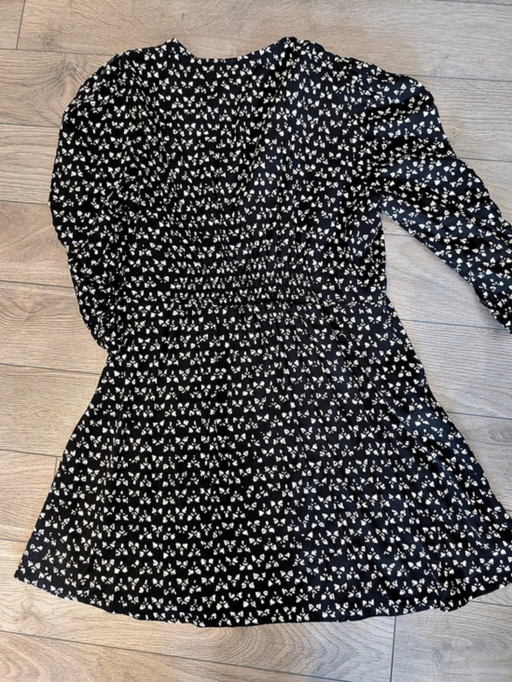 Zara Floral Mini Dress in Black & White Size Large Like New